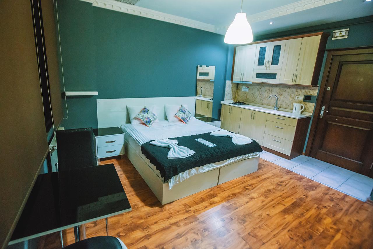 Full House Boutique Hotel Истанбул Екстериор снимка