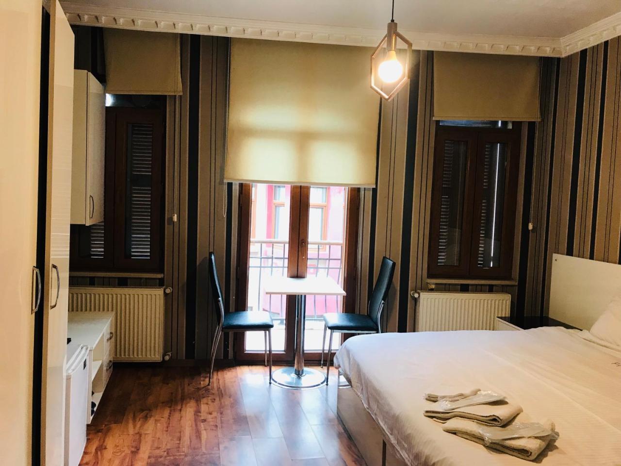 Full House Boutique Hotel Истанбул Екстериор снимка