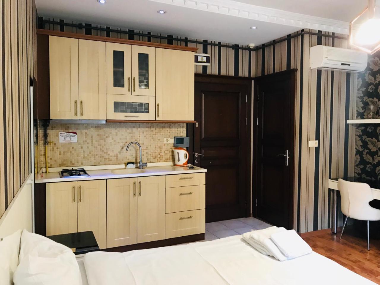 Full House Boutique Hotel Истанбул Екстериор снимка