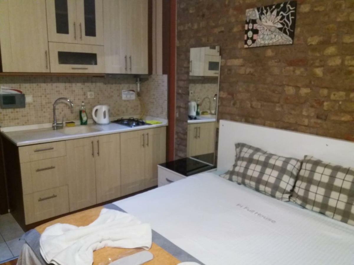 Full House Boutique Hotel Истанбул Екстериор снимка