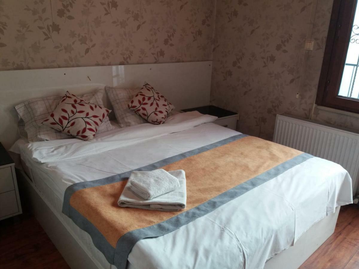 Full House Boutique Hotel Истанбул Екстериор снимка